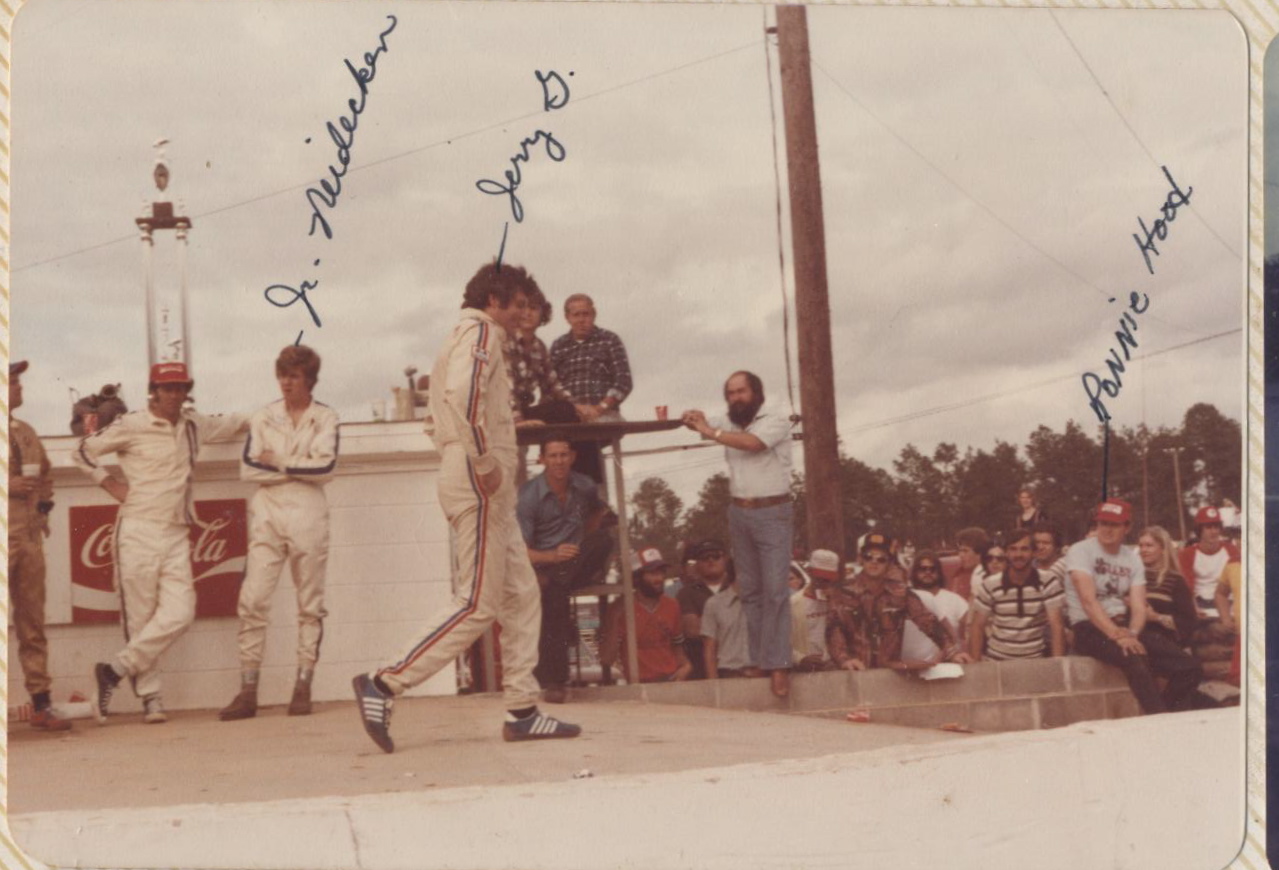 Al Goodwin Collection Photo: GOODWIN 1977 050 | Jerry and Judy Goodwin Collection [Pavement ...